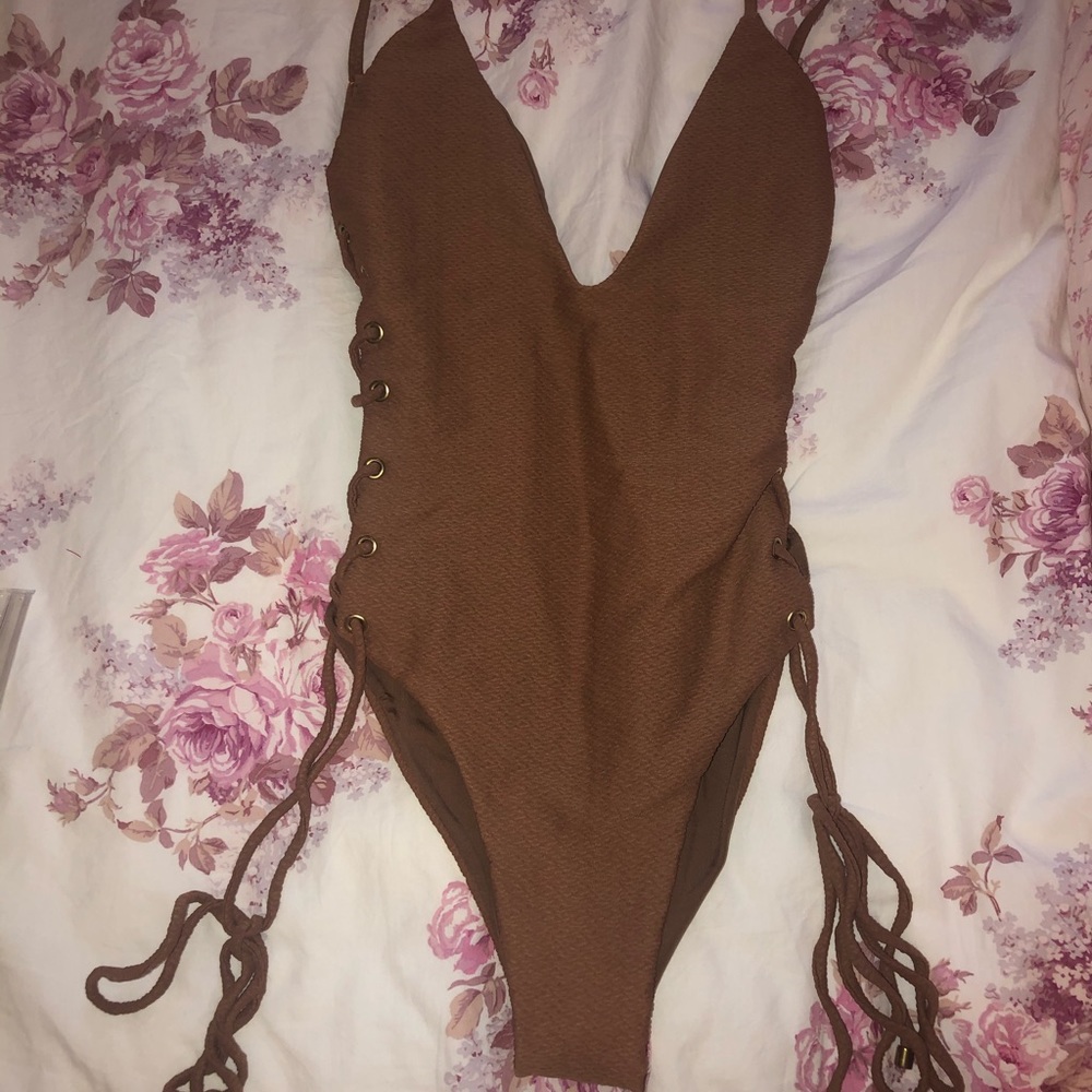 Blue Life - Roped up One Piece - Picture 4 of 6